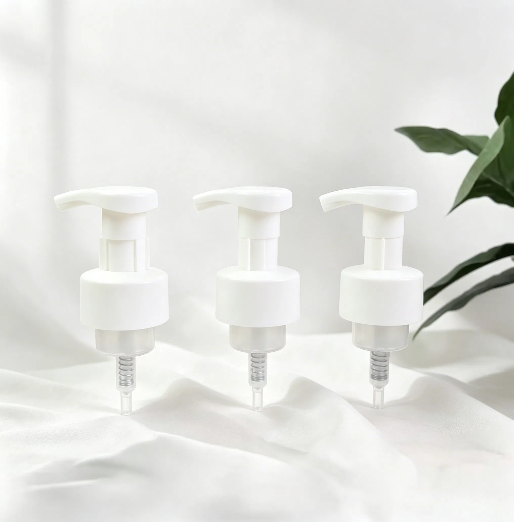 Cosmetic Packaging Plastic Liquid Dispenser Pump Foaming Soap Pump Outside Spring 40mm 42mm Recyclable Foam Pump for Hand Wash